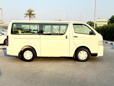 2012 Toyota HIACE photo 8