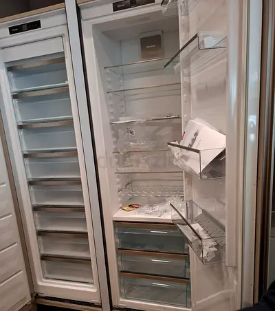Miele 7 serie brand new built-in fridge separate freezer