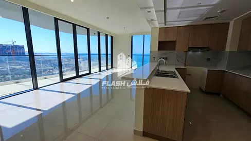 Sunset Side I Sea View I 2 beds + maid I Beach