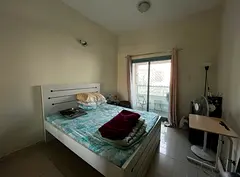 Private room with parking and balcony