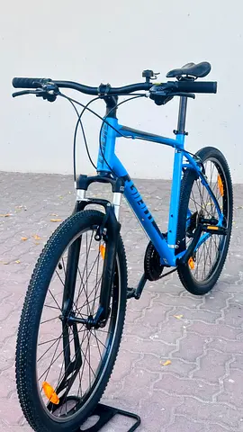 Giant ATX Blue 27.5" Mountain Bike - Good Condition