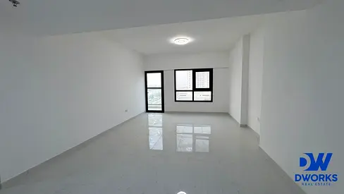 شقة من 3 غرف نوم | Equiti Home B | إطلالة على المسبح والمدينة