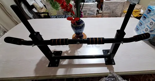 Wall Mounted Pull Up Bar - Heavy Duty Home Gym (Max 200kg)
