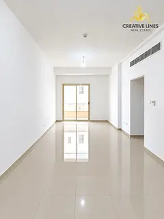 Bright 2 BHK / Near POND PARK / Big Size / All Amenities