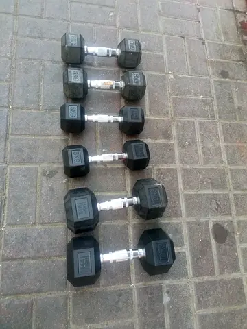 Set of Hex Rubber Dumbbells (5kg - 6kg) 10 kg  Good Condition