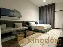 SPACIOUSLY DESIGNED | SKYLINE VIEW | MOVE IN READY