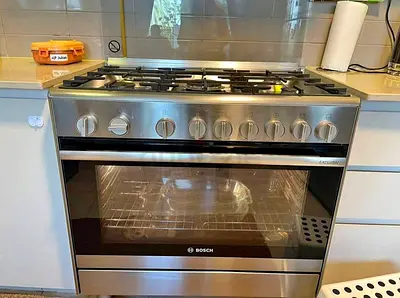 Free delivery Bosch Italy brand full Gas Cooker with Oven 90 cm - Good Condition