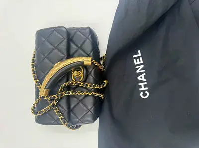 CHANEL 24bag CF mini flap black gold lambskin