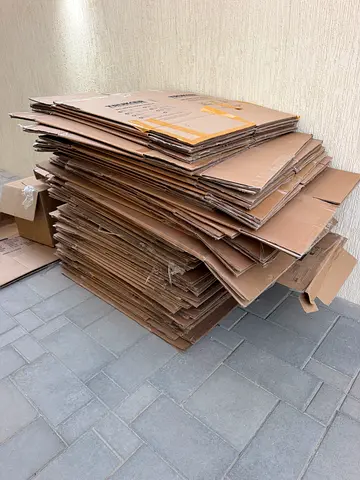 Used corrugated cardboard packing boxes - 20 piece bundles (upto 100), flattenedn