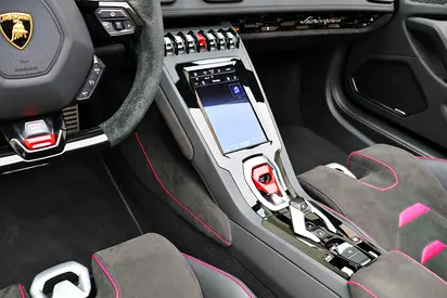 صورة مصغرة 13 لـ 2024 Lamborghini HURACAN