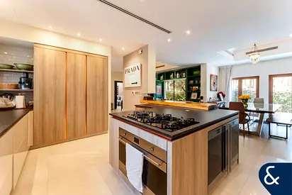 UPGRADED | VASTU | VACANT ON TRANSFER