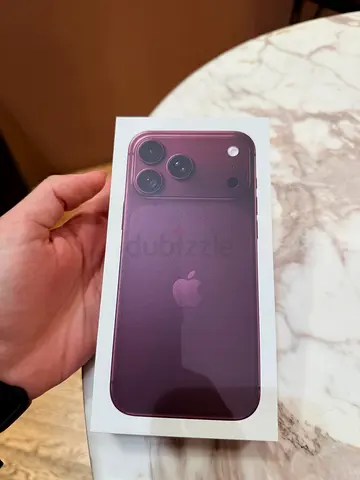 I phone 18 pro Max 256 GB Burgundy