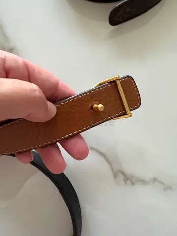 Tory Burch reversible Black/ Brown leather belt with gold buckle - good condition