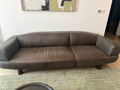 Marina homes Modern dark brown ghazal leather 3-seater sofa in good condition