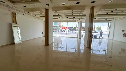للإيجار محل تجاري بمساحة 2,000 قدم² شارع الشيخ عمار عجمان بجوار الشروق مول | مساحة واسعة | موقع حيوي | فرصة مناسبة للنشاط التجاري