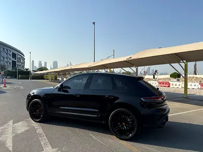 صورة 4 لـ 2022 Porsche MACAN
