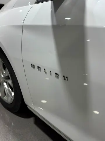 2019 Chevrolet MALIBU thumbnail 16
