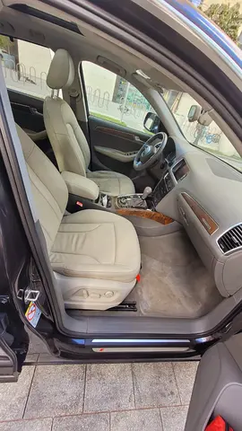 2011 AUDI Q5 — миниатюра 11
