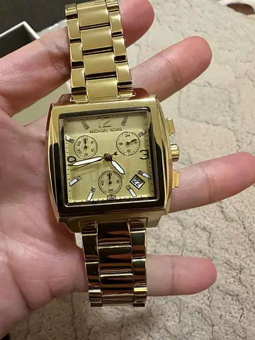 Mk watch
