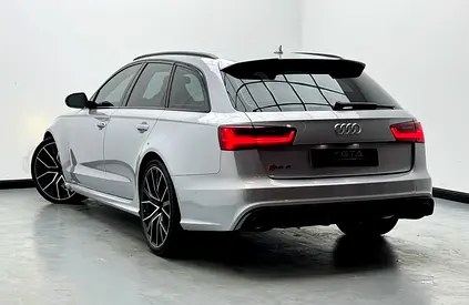 صورة 4 لـ 2017 AUDI RS6