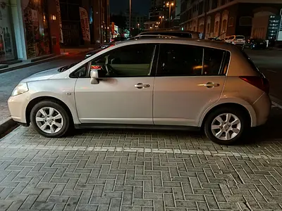 2007 Nissan TIIDA — фото 3