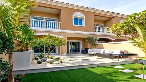 Luxury 3BR + Maid | Upgraded | Park Facing