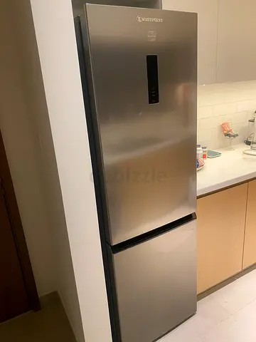 Fridge brand new 50% off 750 aed only