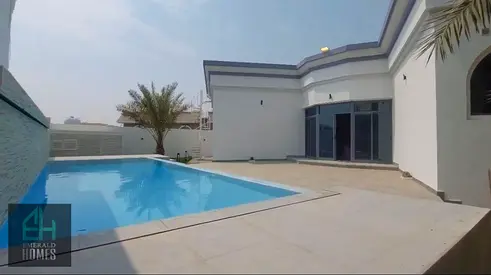 Villa Large | Spacious | Ready to Move in