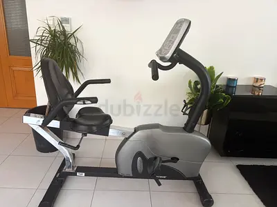 Recumbent Exercise Bike with Backrest - Good Condition slight opening in seat