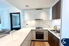Upgraded | Spacious | 2 Bed | Furnished