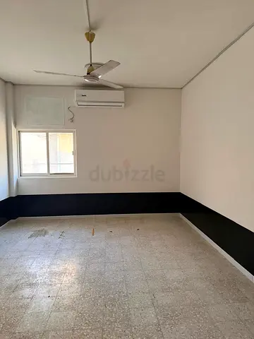 Room for rent in Al jafiliya for family or ladies