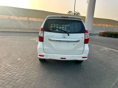 2015 Toyota AVANZA 照片 4
