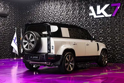 صورة 9 لـ 2026 LAND Rover DEFENDER