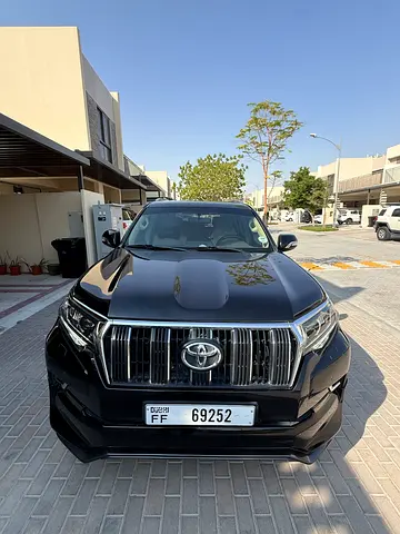 2019 Toyota PRADO photo 4