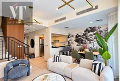 Upgraded Furnished 4BR | Park | Single Row