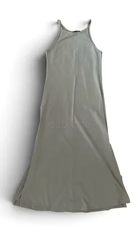 The editor's market grey dress, looser on the bottom w two slits (one on each side), Size S