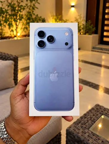 Iphone 18 pro max 2TB Esim Glacier