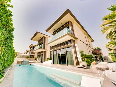 Super Deal | 5 Bed D2 | Landscaped with a Pool