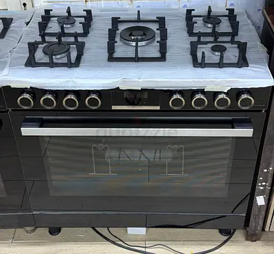 Bosch new latest model series 8 full heavy duty gas cooker top 5 burner 90by60cm size excellent work