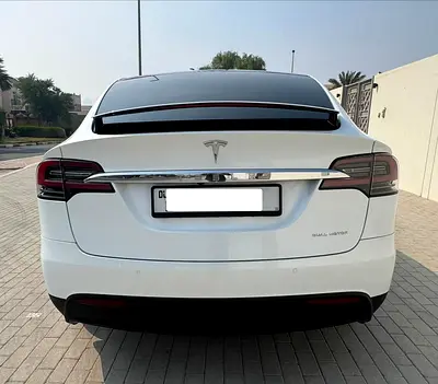 2020 Tesla MODEL X — фото 8
