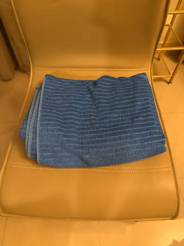 Blue cotton towel - gently used