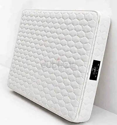 Comfortable Queen Size Top Pillow Spring Mattress