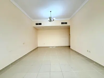 2br with Gym free pool free good building near park