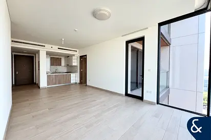 2 Bed | Unfurnished | Downtown Skyline Views