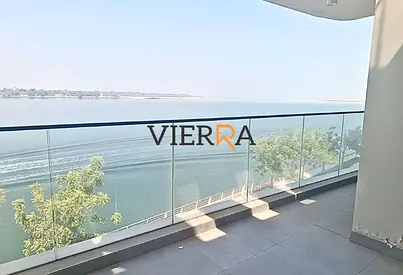 دوبلكس متميز + خادمات | مطل على البحر | متاح الآن