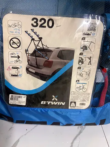 B'Twin 320 Trunk-Mounted Bike Rack (holds 3 bikes) - Good Condition