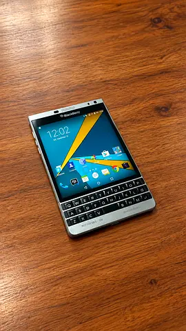 BlackBerry Passport Silver Android 5.1 Rare Protype Developer Smart Phone