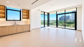 Corner Unit | Prime Location | Vacant | Spacious