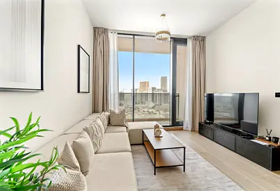 AVAILABLE I HIGH FLOOR I FURNISHED I JVC I AURA