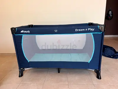 Hauck Dream’n Play Travel Cot + Extra Mattress & Sheet